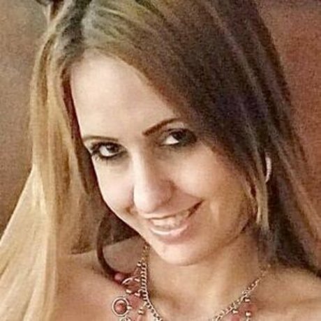 arab muscle onlyfans adult pic