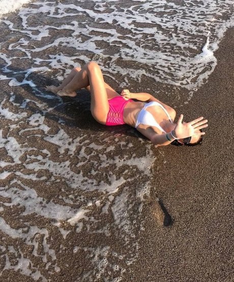 Nikki Danger naked model pics