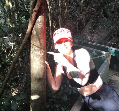 leather skirt onlyfans nude images