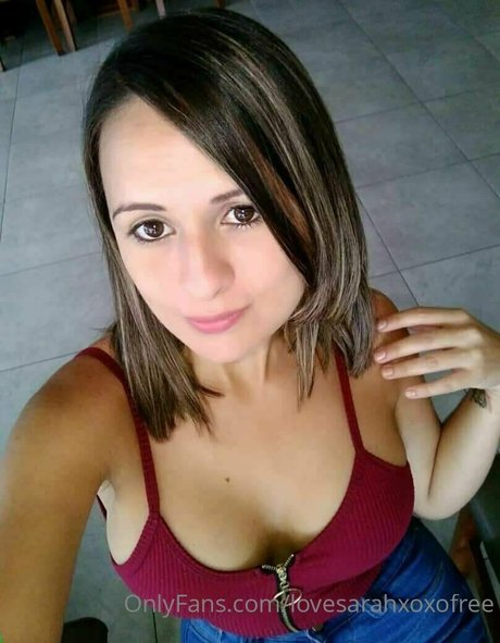 lovesarahxoxofree xxx model pics