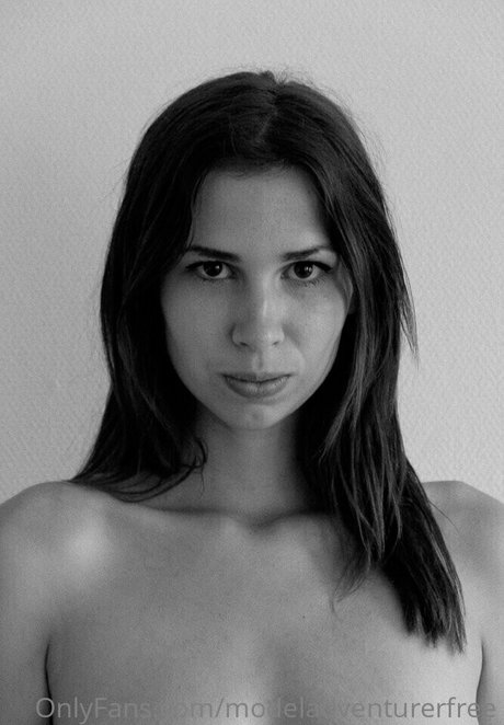 modeladventurerfree high quality model photos