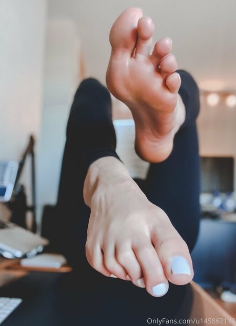 Olivia Jo star art gallery