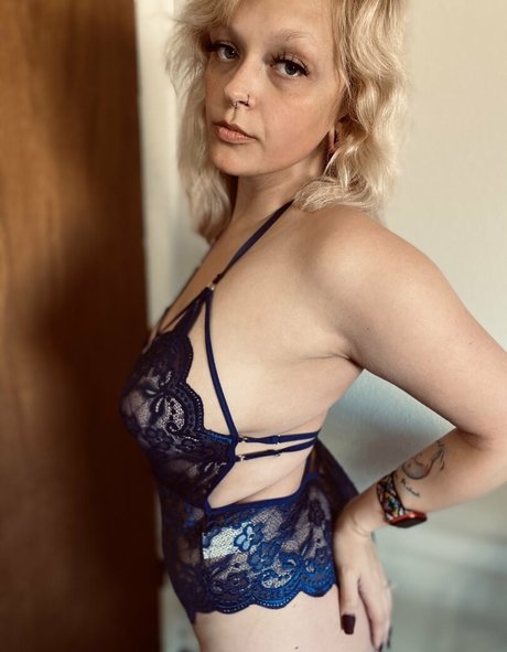 savage babe erotic star images