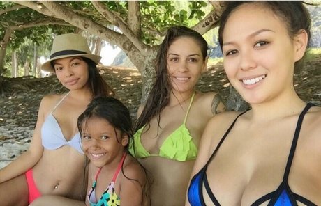 busty mom onlyfans naked images