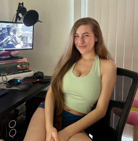 Casey The Gamer nice pornstar pictures