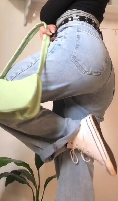 Victoria Ribeiro art pornstar img