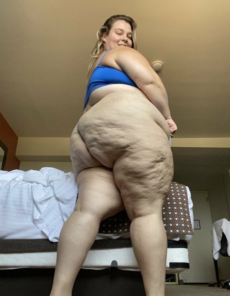 brittneyblisss pornographic model img