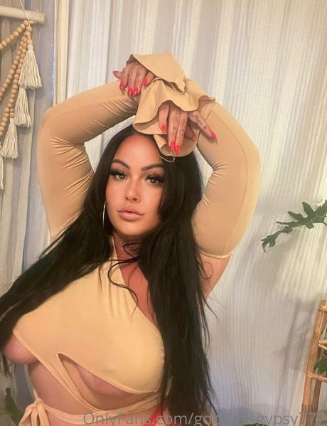 goddessgypsy777 beautiful model pics