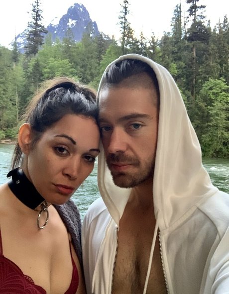 celestrious beautiful model img