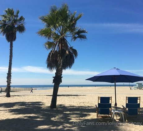 lollipopbritney hot model pic