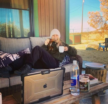 young onlyfans naked photo