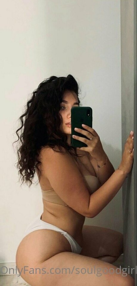 japanese schoolgirl onlyfans sexy images