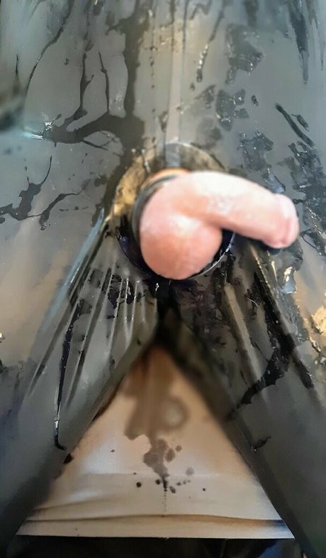 centerfold onlyfans porno picture