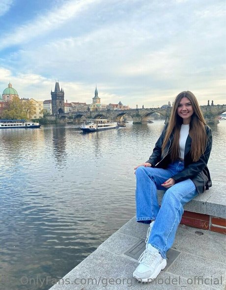 blonde milf onlyfans free sexy img