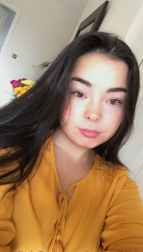 hotshortgirl high quality model archive