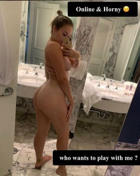 suzieandhannah pornstar hd photos