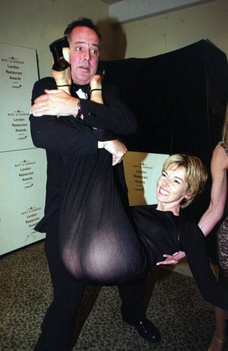 Mary Nightingale model high quality images