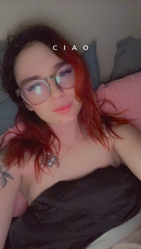 miniloupxxx model art pic