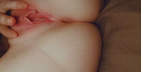 miniloupxxx adult actress photos