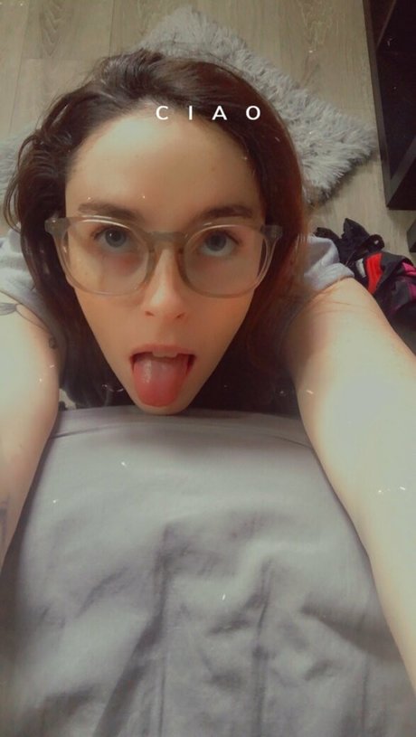 miniloupxxx adult model image