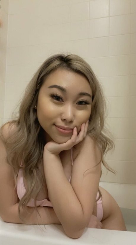 asiannbabyy sexy star pictures