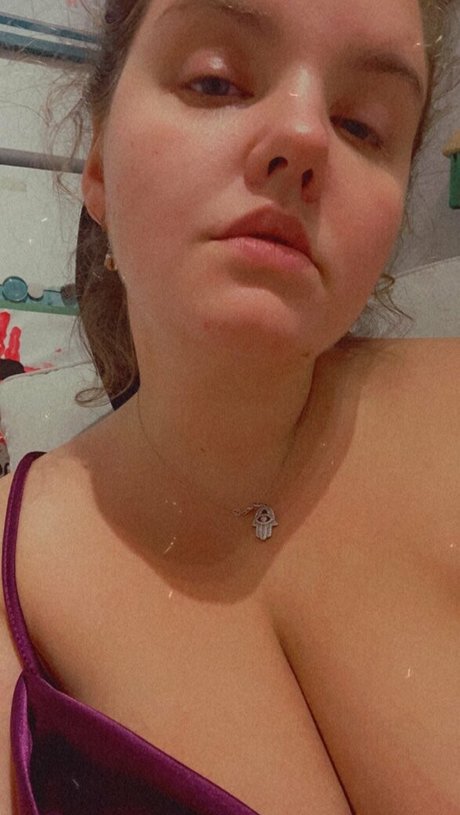 ThicccFilthMolly free actress pictures