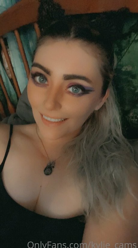 kylie cams porn actress gallery