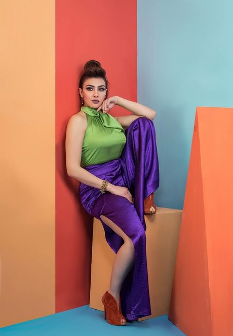 Mirhan Hussein exclusive model archive