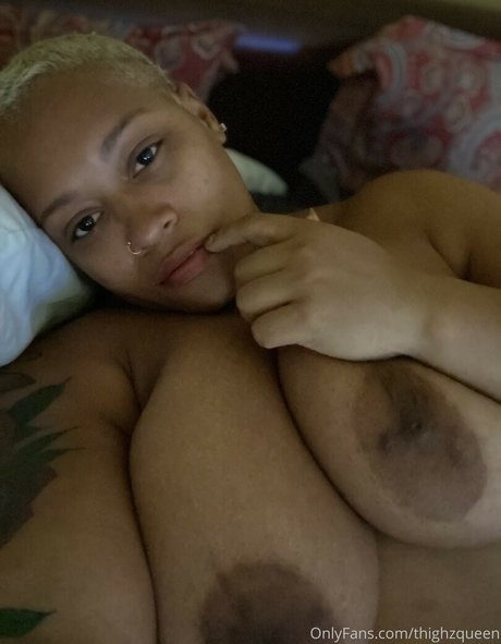 Thighzqueen star pornographic picture