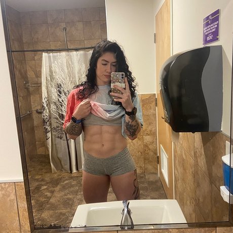 bikini model onlyfans beautiful pics