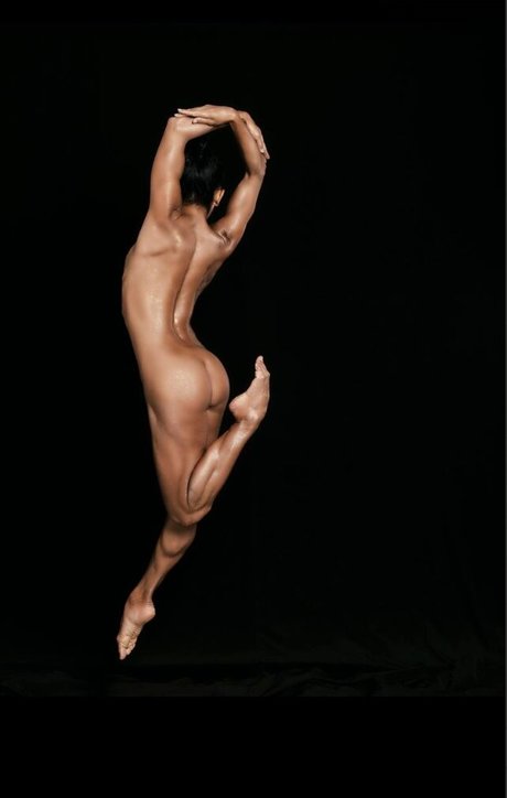 Laetitia Bouffard Roupe sex actress img