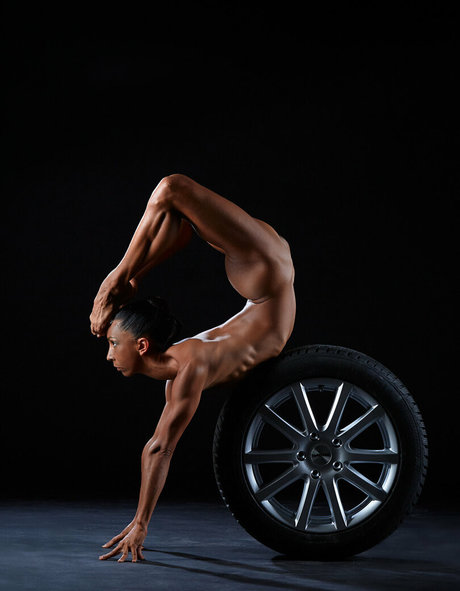 Laetitia Bouffard Roupe sexy pornstar pics