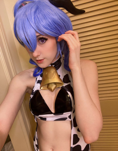 Mangoloo Cosplay pornstar pic