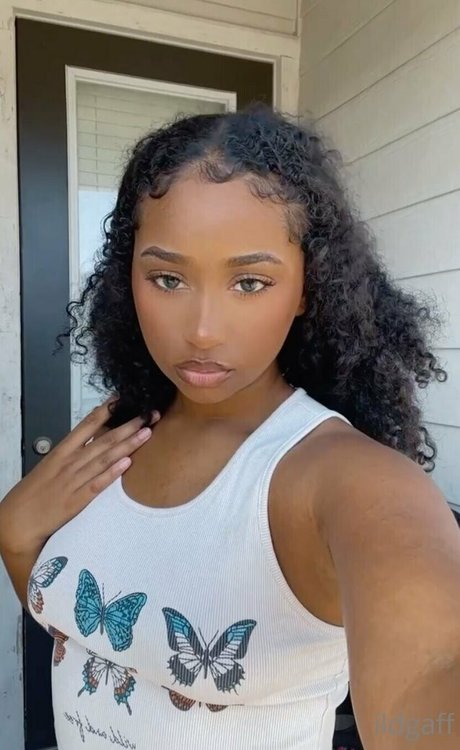 ildgaff xxx actress pics