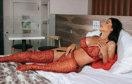 leticiahenrique star nudes picture