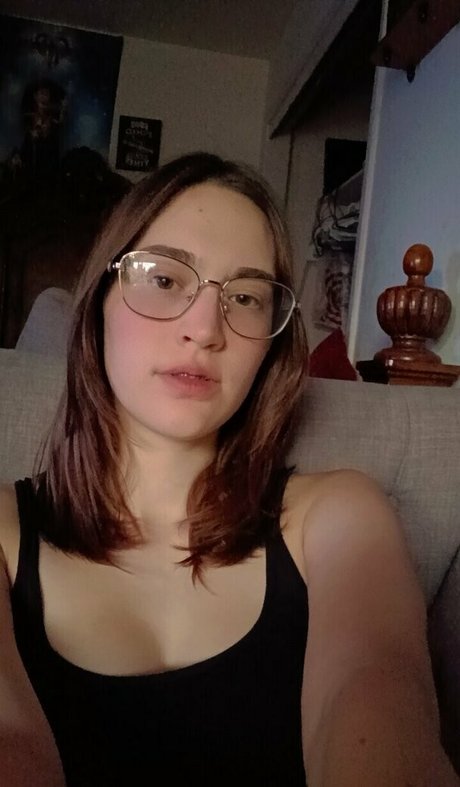 lillylovespenisland nudes pornstar image