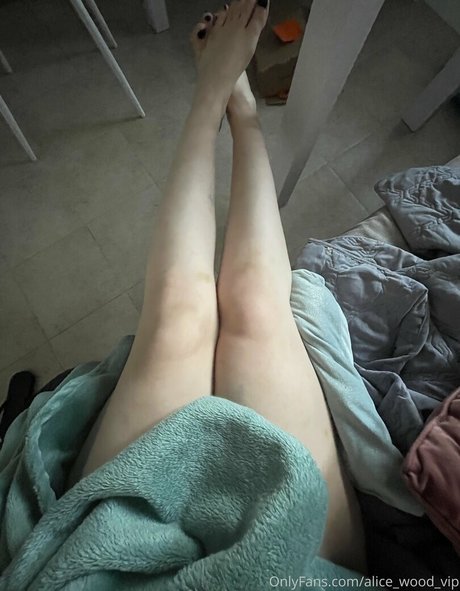 alice wood vip Best Profile Photo