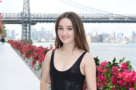 Kaitlyn Dever star free photo