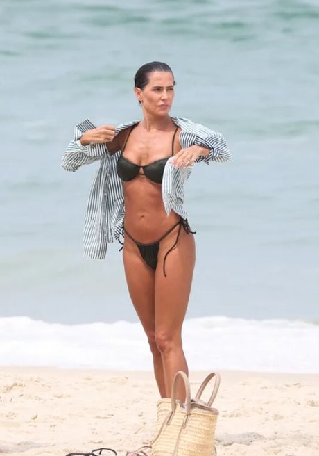 big tits curvy onlyfans free porn gallery