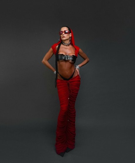 beach milf onlyfans sexy nudes pictures