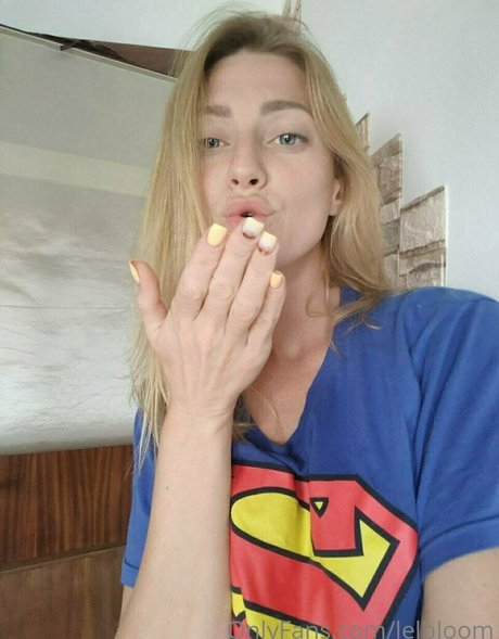 lelbloom pretty pornstar archive