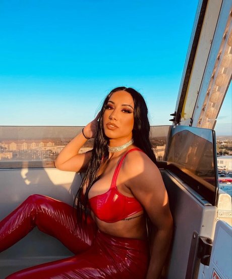 Leila Grey perfect actress photos