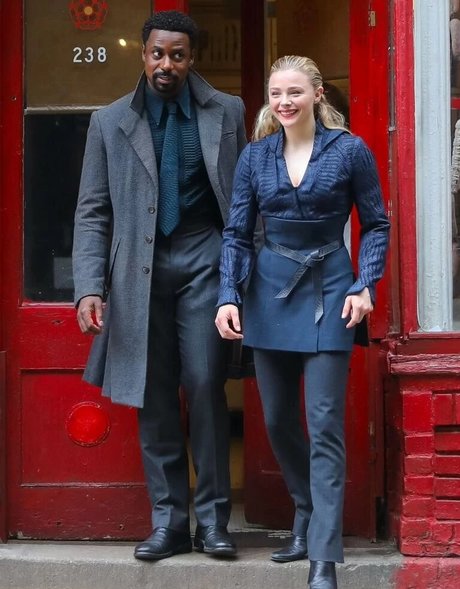 Chloe Grace Moretz art model pic