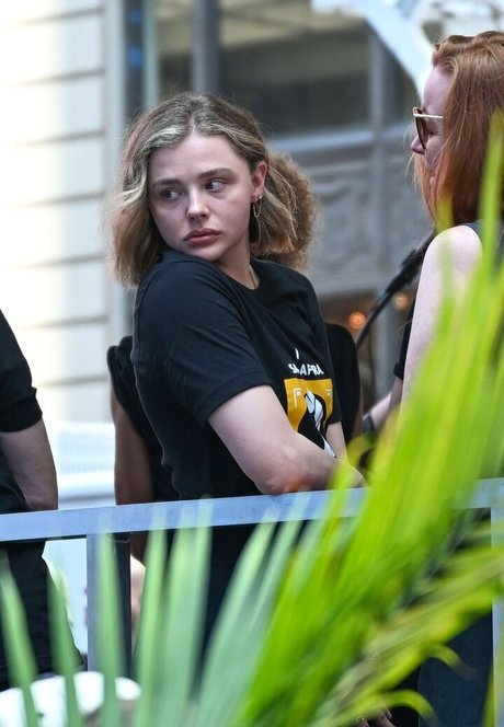 Chloe Grace Moretz nude pornstar pic