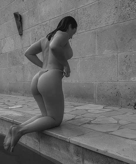 sweetnzaza star pornographic pictures