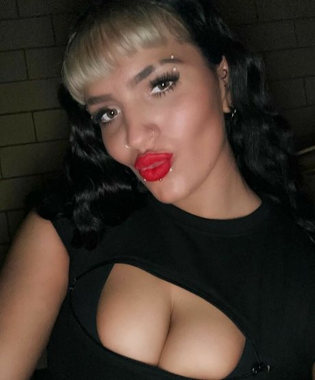 cute ladyboy onlyfans porno photo