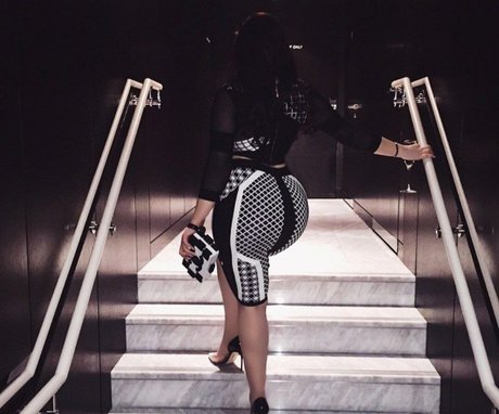 round ass onlyfans art porn img