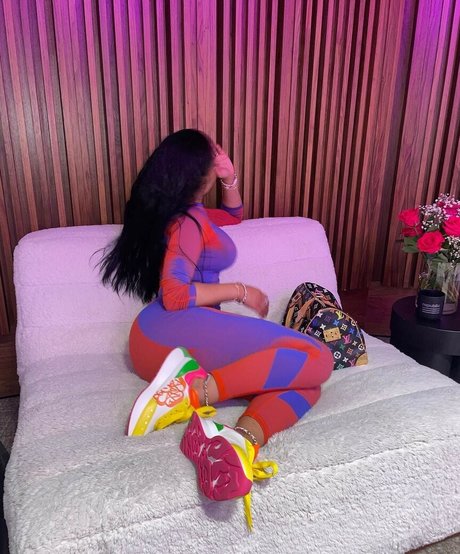 Nicki Minaj nude star pic