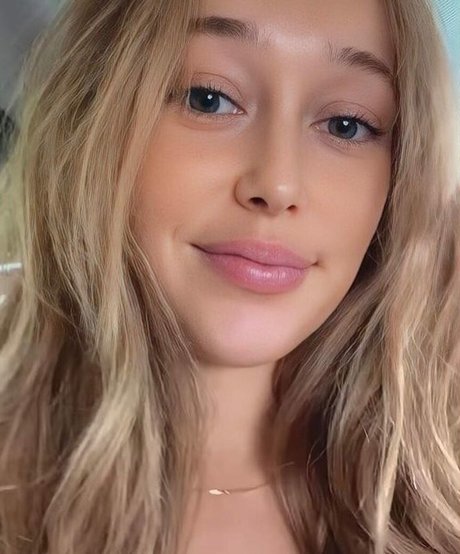 Alycia Debnam Carey nice star photos