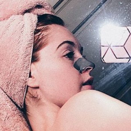 danielleboker naked actress img